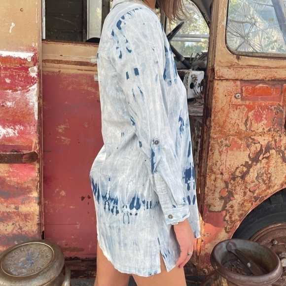 💙BLU Pepper Anthropologie Tie Dye Denim Shirt Dress Tunic - Picture 4 of 8